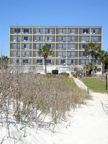 Cabana Shores Hotel